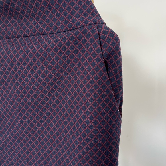 Express Pencil Skirt - Picture 2 of 4